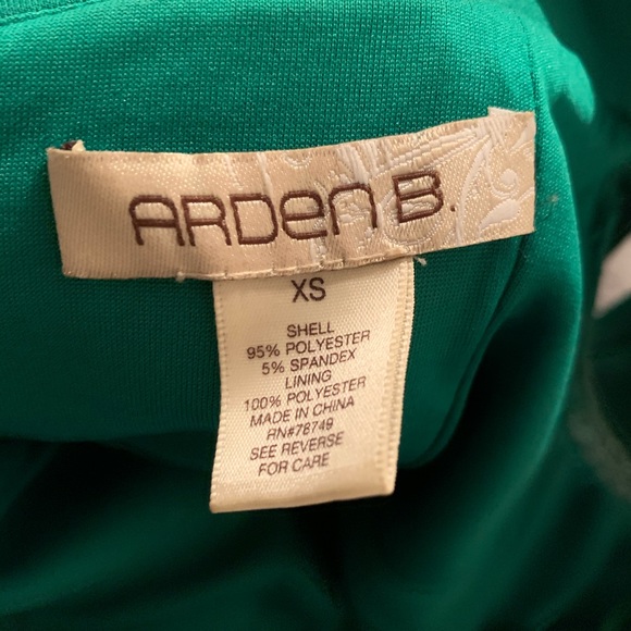Arden B Green Mini Dress - Picture 3 of 4
